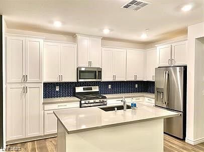 1st image of 20 Barbara Ln #38