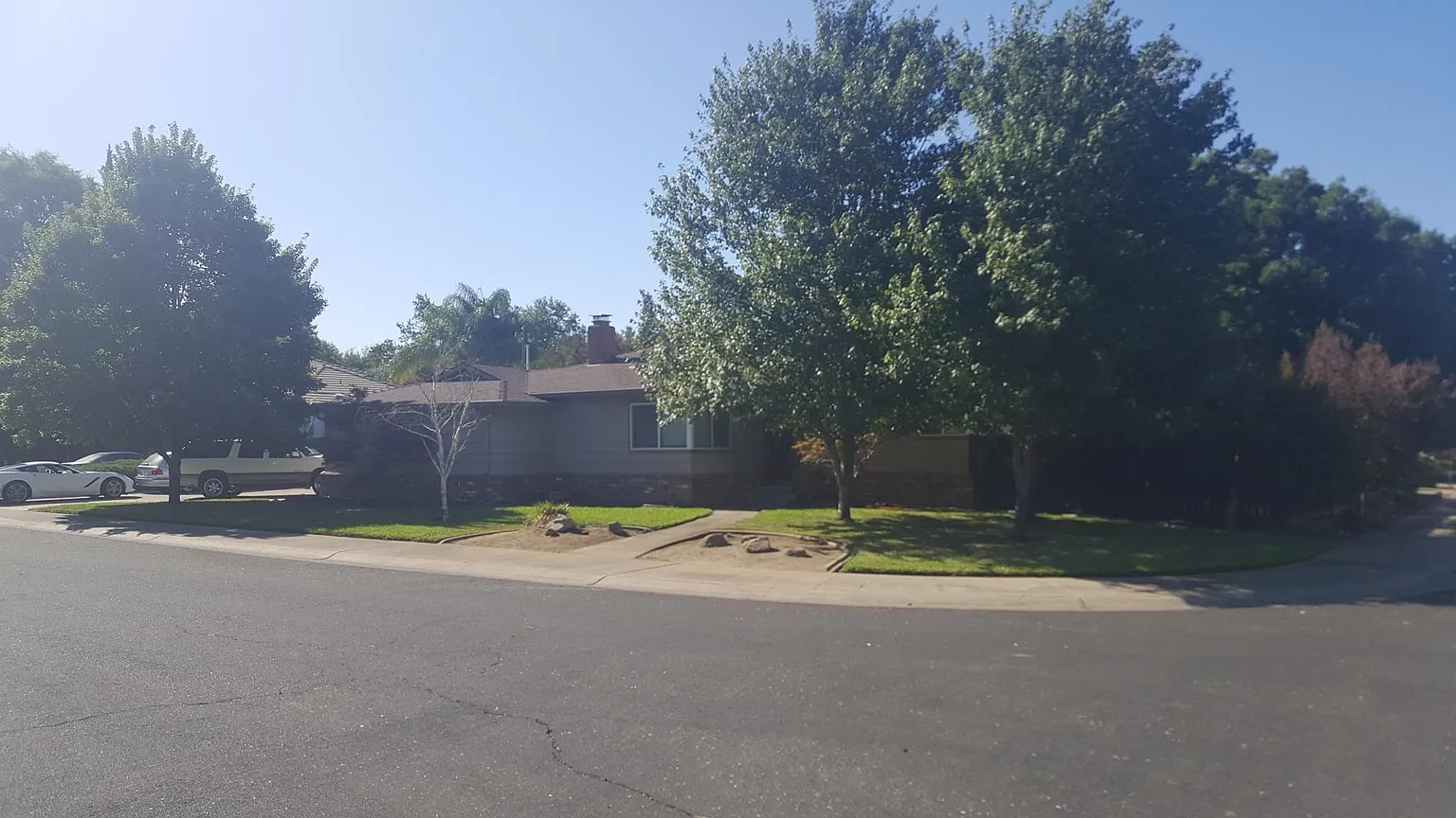 901 Tina Way photo 1