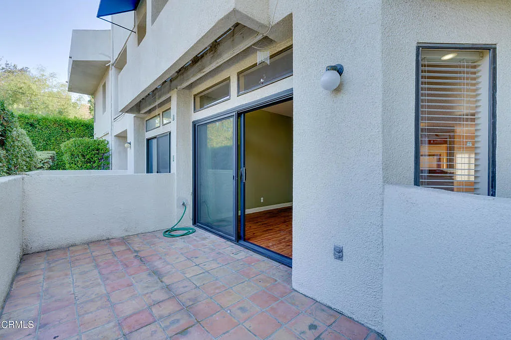 Building Photo - 747 E California Blvd #4