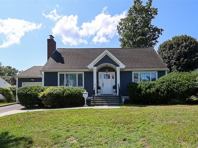 22 Gruber Drive, Glen Cove, NY, 11542
