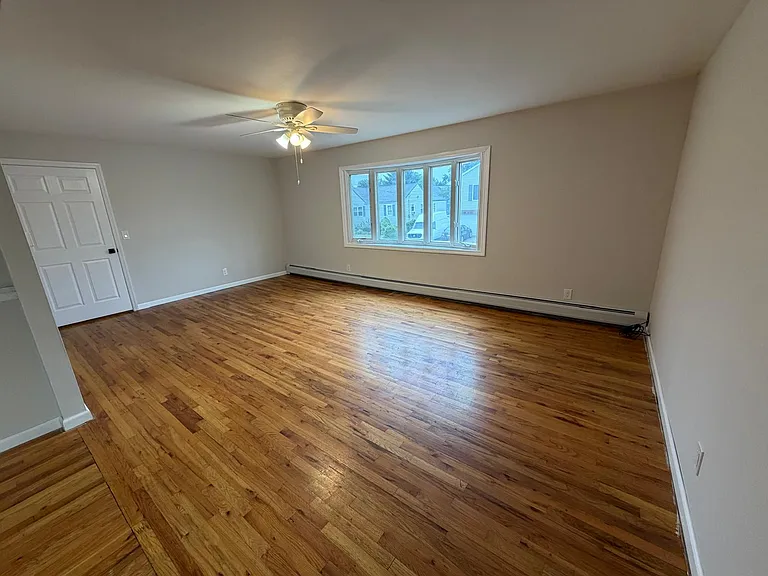 71 Chestnut St #1 — Photo 4