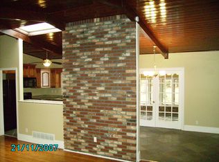 2992 Creekview Cir, Stone Mountain, GA