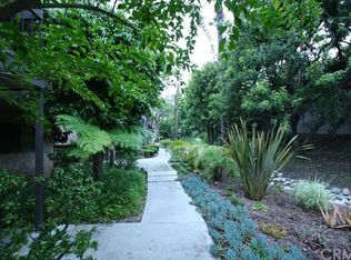 2240 N Legion Dr UNIT 100, Signal Hill, CA 90755