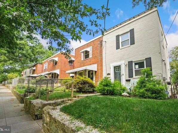 149 Darrington St SW, Washington, DC 20032
