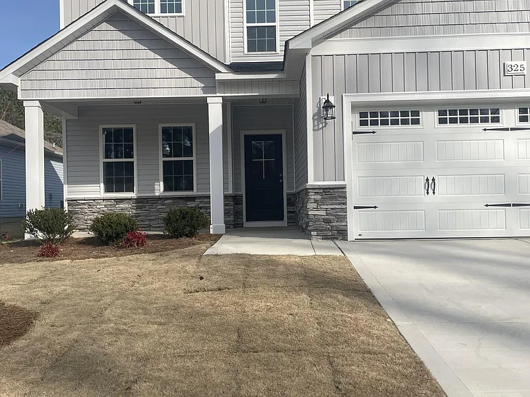 325 Whetstone Dr — Photo 1