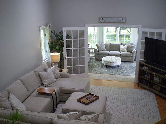 4th image of 121 Nottingham Way