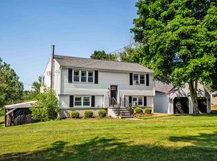 40 Old Auburn Rd, Derry, NH 03038