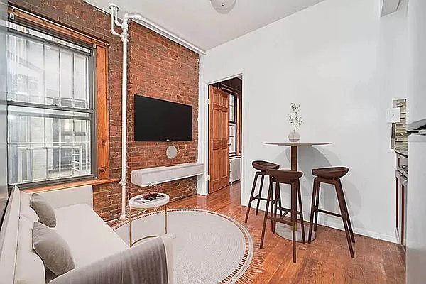 Rented by Living New York | media 2