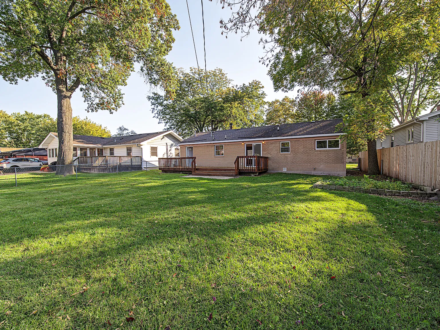3 bed, 1120 sqft, $2,575 — Photo 3