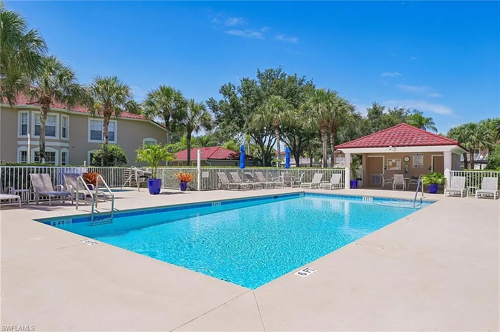 2810 Cypress Trace Cir — Photo 2