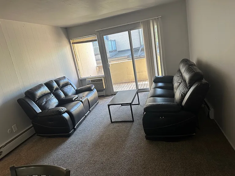 815 S State St #8 — Photo 3