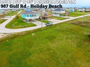 987 Gulf Rd, Crystal Beach, TX 77650