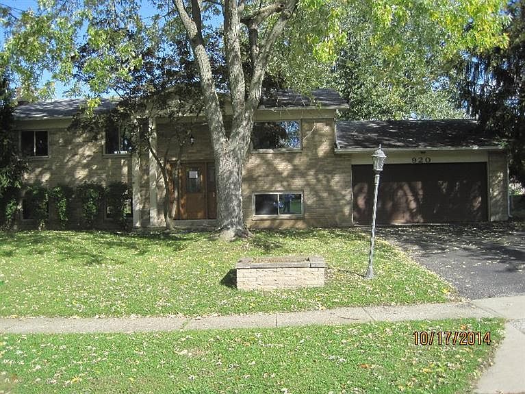 1st image of 920 Gleneagle Dr