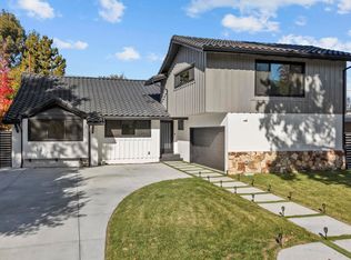 14145 Weddington St, Van Nuys, CA 91401