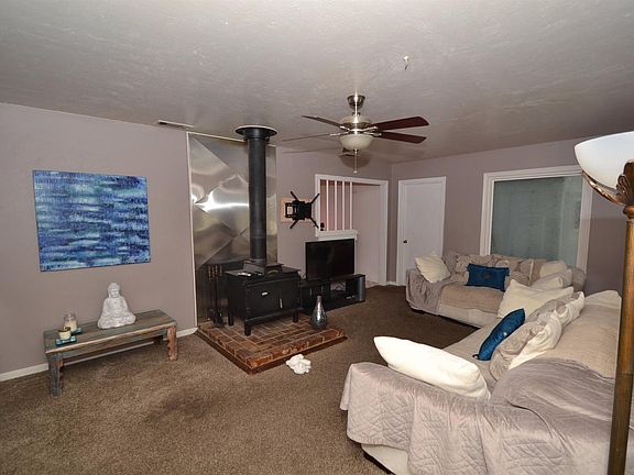 2nd image of 3888 N Channing Ave