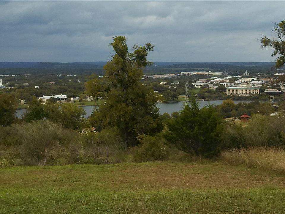 2nd image of 1004 La Ventana Dr