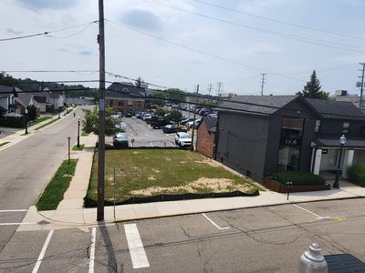 339 East St, Rochester, MI, 48307