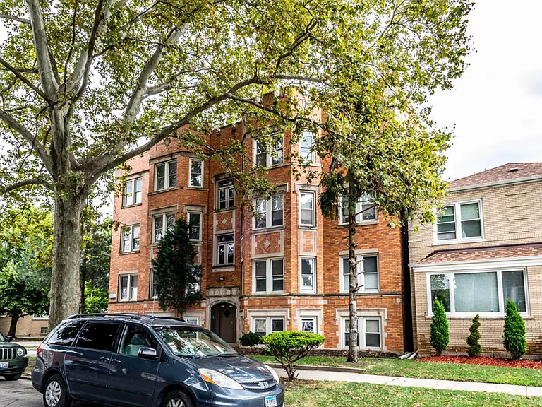 8201 S Kingston Ave — Photo 5