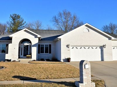 2407 Hampton Dr, Chatham, IL, 62629