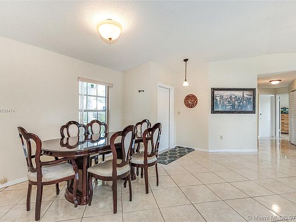4th image of 14085 Langley Pl