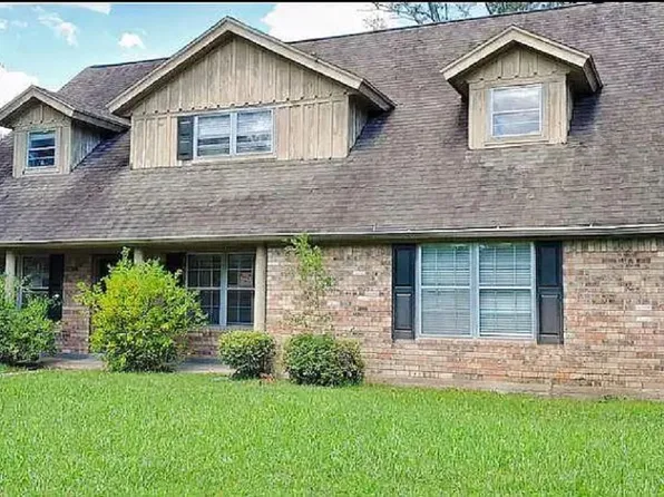 2800 Country Club Dr, Orange, TX 77630