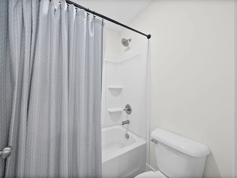 354 Frontier Dr — Photo 28