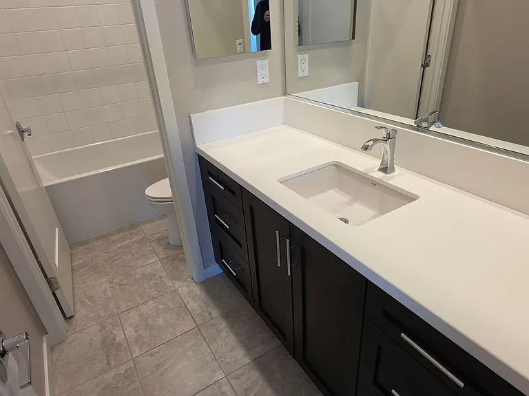16208 Camden Cir — Photo 47