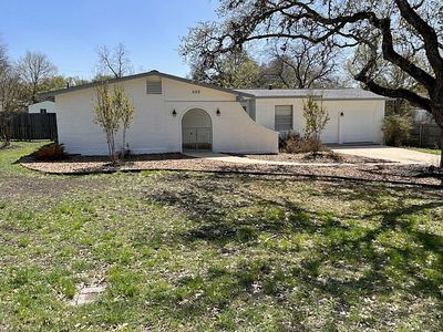 608 El Portal Dr, Hollywood Park, TX, 78232