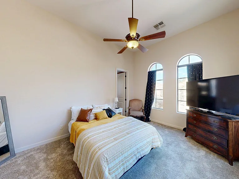 8724 E Regina Cir — Photo 37