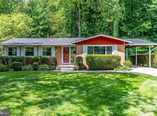 11152 Byrd Dr, Fairfax, VA 22030