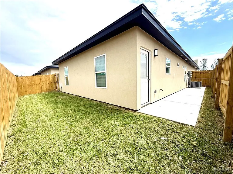 2613 W Bliss St #2 — Photo 10