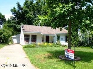 1251 Edith Ave NE, Grand Rapids, MI 49505