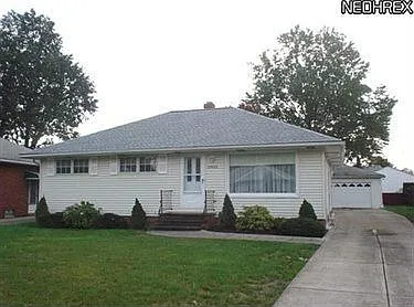 29480 Oakwood Dr photo 1