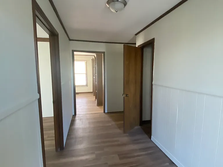 1806 E Spring St — Photo 5