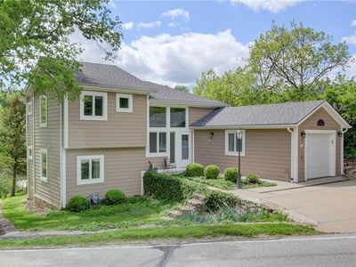 25 I St, Lees Summit, MO, 64086