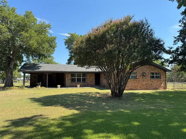 9591 Dripping Springs Rd, Denison, TX 75021
