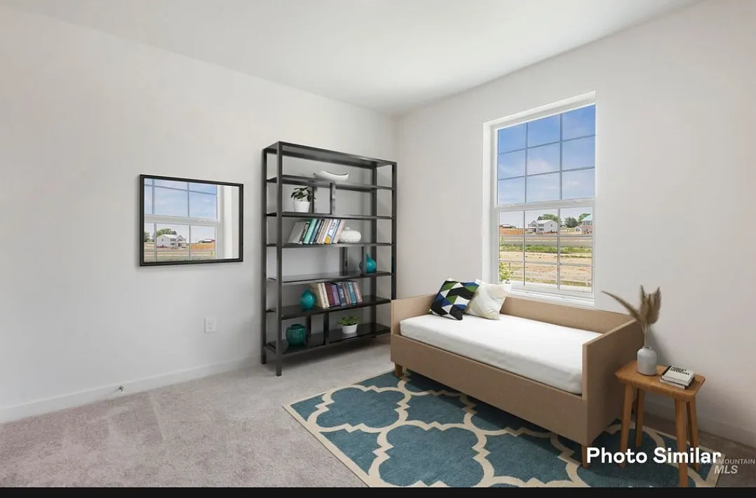 4 bed, 1874 sqft, $2,500 — Photo 3