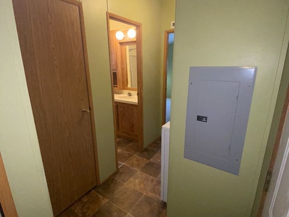 4th image of 1305 N Wenatchee Ave Unit 21