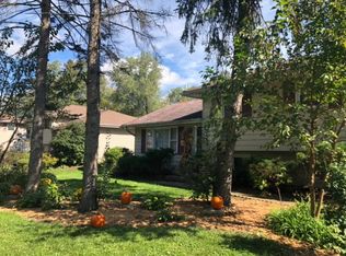 5951 Pershing Ave, Downers Grove, IL 60516