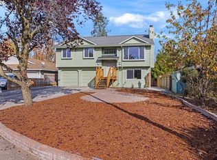 5017 NE Emerson Ct, Portland, OR 97218