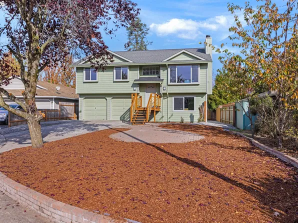 5017 NE Emerson Ct, Portland, OR 97218