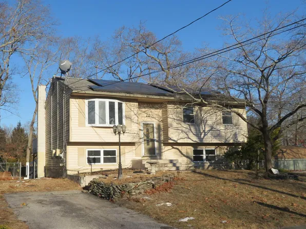 269 W Louis Ave, Egg Harbor City, NJ 08215