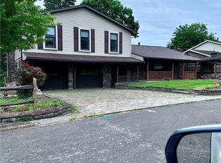 5 S Lake Dr, Parkersburg, WV 26101