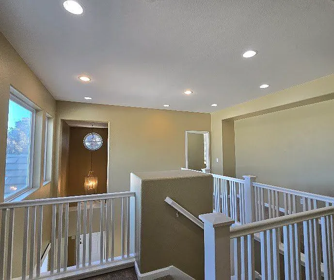 4225 N Del Rey Ave — Photo 43