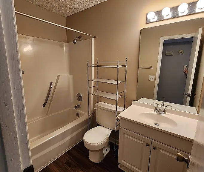 219 Petunia Dr — Photo 6