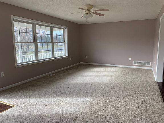 3rd image of 27163 Indian Meadows Cir