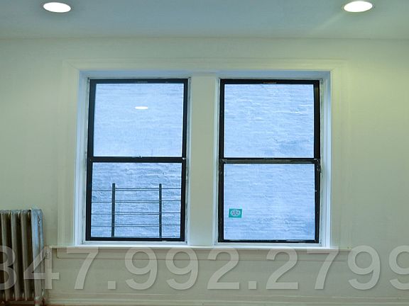 2nd image of 560 Lincoln Pl APT B