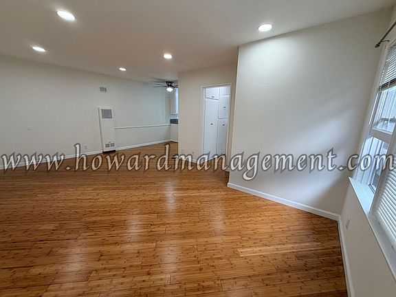 5th image of 3717 Los Feliz Blvd #28
