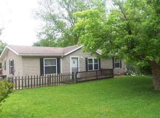 424 Highway M, Villa Ridge, MO 63089