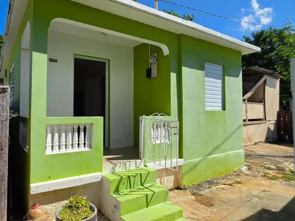 2 Escalinata #415, Aguadilla, PR 00603